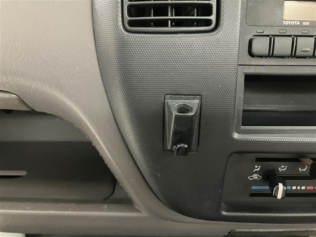 タウンエーストラック ＤＸ　１年間走行距離無制限保証・２２０００キロ・マニュアル車・運転席エアバッグ　エアコン　ＡＢＳ（18枚目）