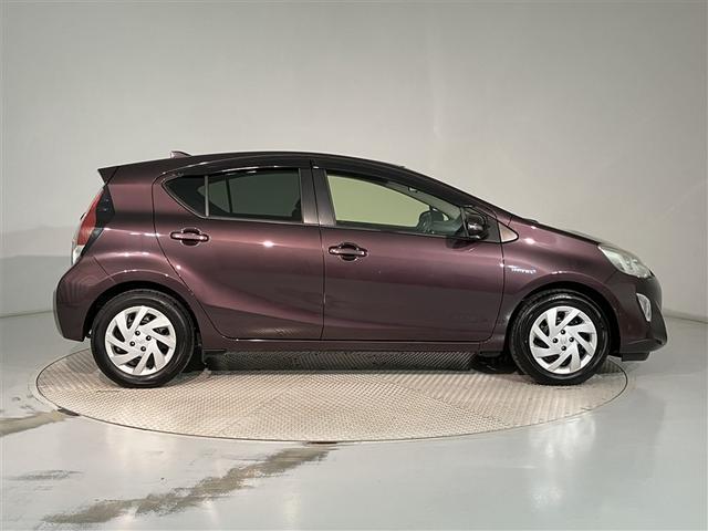 アクア Ｓ　スマートキープッシュスタート　キーレスエントリ　ドラレコ付　イモビ　ナビ＆ＴＶ　ワンオーナー車　オートエアコン　デュアルエアバック　ＥＳＣ　パワーウィンドウ　ＡＵＸ端子　ＥＴＣ　ＳＲＳ　ワンセグＴＶ（3枚目）