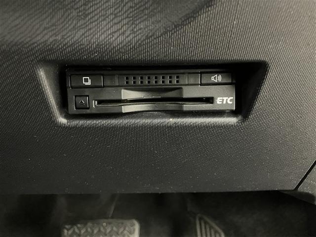 アクア Ｓ　スマートキープッシュスタート　キーレスエントリ　ドラレコ付　イモビ　ナビ＆ＴＶ　ワンオーナー車　オートエアコン　デュアルエアバック　ＥＳＣ　パワーウィンドウ　ＡＵＸ端子　ＥＴＣ　ＳＲＳ　ワンセグＴＶ（12枚目）