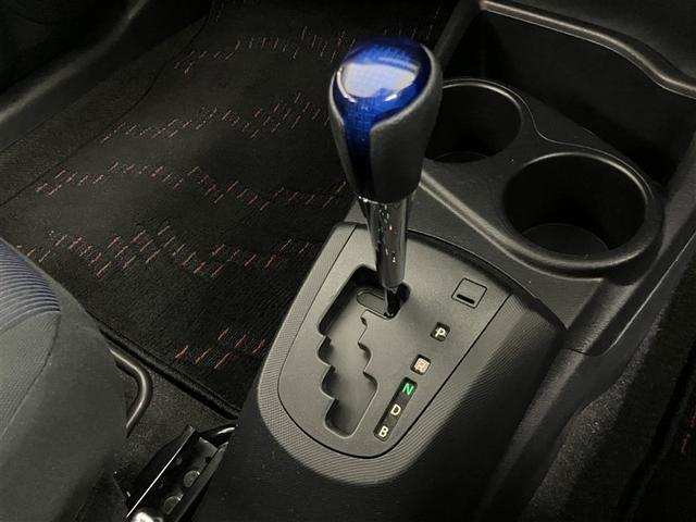 アクア Ｓ　スマートキープッシュスタート　キーレスエントリ　ドラレコ付　イモビ　ナビ＆ＴＶ　ワンオーナー車　オートエアコン　デュアルエアバック　ＥＳＣ　パワーウィンドウ　ＡＵＸ端子　ＥＴＣ　ＳＲＳ　ワンセグＴＶ（14枚目）