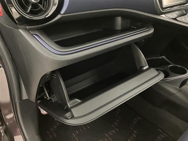 アクア Ｓ　スマートキープッシュスタート　キーレスエントリ　ドラレコ付　イモビ　ナビ＆ＴＶ　ワンオーナー車　オートエアコン　デュアルエアバック　ＥＳＣ　パワーウィンドウ　ＡＵＸ端子　ＥＴＣ　ＳＲＳ　ワンセグＴＶ（27枚目）