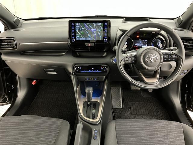 ヤリス ハイブリッドZ PCS 整備記録簿 Bカメラ ドラレコ付 ナビ付 LEDランプ スマキー ETC付き メディアプレイヤー接続 VSC パワステ 1オナ車 クルコン カーテンエアバック キーフリー ABS イモビ(3枚目)