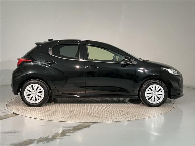 ヤリス ハイブリッドZ PCS 整備記録簿 Bカメラ ドラレコ付 ナビ付 LEDランプ スマキー ETC付き メディアプレイヤー接続 VSC パワステ 1オナ車 クルコン カーテンエアバック キーフリー ABS イモビ(8枚目)