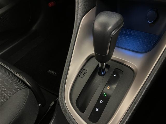 ヤリス ハイブリッドZ PCS 整備記録簿 Bカメラ ドラレコ付 ナビ付 LEDランプ スマキー ETC付き メディアプレイヤー接続 VSC パワステ 1オナ車 クルコン カーテンエアバック キーフリー ABS イモビ(18枚目)