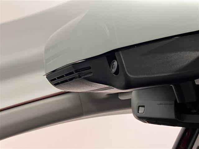 アクア Ｇ　ワンオーナ　ＶＳＣ　衝突軽減ブレーキ　メモリナビ　バックモニター　ＬＥＤ　クルーズコントロール　スマートキー　ＥＴＣ車載器　ＡＣ１００Ｖ　ドライブレコーダー　ナビ　パワーウィンドウ　イモビライザー（11枚目）