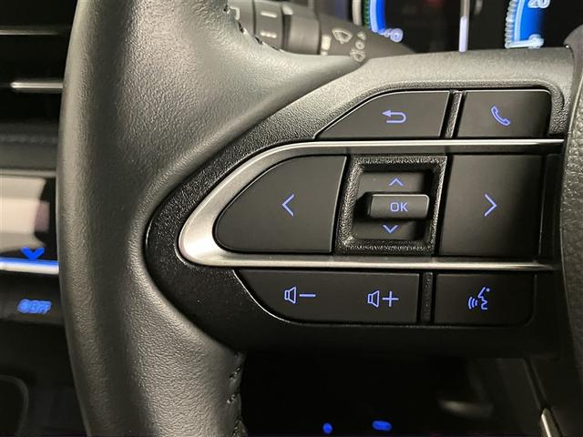 ヴォクシー ハイブリッドＳ－Ｚ　パワーウィンドウ　ＤＶＤ再生機能　インテリキー　横滑防止装置　地デジＴＶ　アクティブクルーズコントロール　１オナ　フルオートエアコン　リアカメラ　エアバッグ　ＡＢＳ　１００Ｖ充電　ナビＴＶ　ＷＡＣ（21枚目）