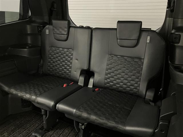 ヴォクシー ハイブリッドＳ－Ｚ　パワーウィンドウ　ＤＶＤ再生機能　インテリキー　横滑防止装置　地デジＴＶ　アクティブクルーズコントロール　１オナ　フルオートエアコン　リアカメラ　エアバッグ　ＡＢＳ　１００Ｖ充電　ナビＴＶ　ＷＡＣ（37枚目）