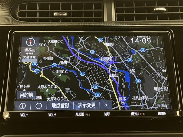 アクア Ｇ　ＧＲスポーツ・１７インチパッケージ　プリクラ　Ｂモニター　１オーナー車　ナビＴＶ　スマートキー＆プッシュスタート　フルセグテレビ　キーレス　記録簿　クルコン　ＤＶＤ再生　盗難防止システム　ＡＷ　ＥＴＣ　ＡＢＳ　オートエアコン　エアバッグ（7枚目）