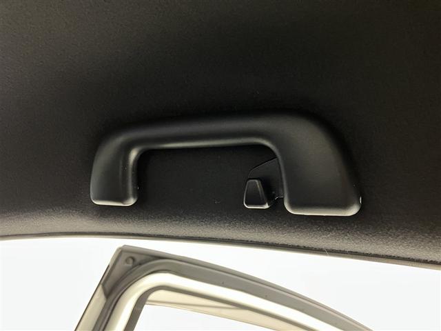 アクア Ｇ　ＧＲスポーツ・１７インチパッケージ　プリクラ　Ｂモニター　１オーナー車　ナビＴＶ　スマートキー＆プッシュスタート　フルセグテレビ　キーレス　記録簿　クルコン　ＤＶＤ再生　盗難防止システム　ＡＷ　ＥＴＣ　ＡＢＳ　オートエアコン　エアバッグ（33枚目）