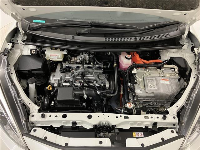 アクア Ｇ　ＧＲスポーツ・１７インチパッケージ　プリクラ　Ｂモニター　１オーナー車　ナビＴＶ　スマートキー＆プッシュスタート　フルセグテレビ　キーレス　記録簿　クルコン　ＤＶＤ再生　盗難防止システム　ＡＷ　ＥＴＣ　ＡＢＳ　オートエアコン　エアバッグ（40枚目）