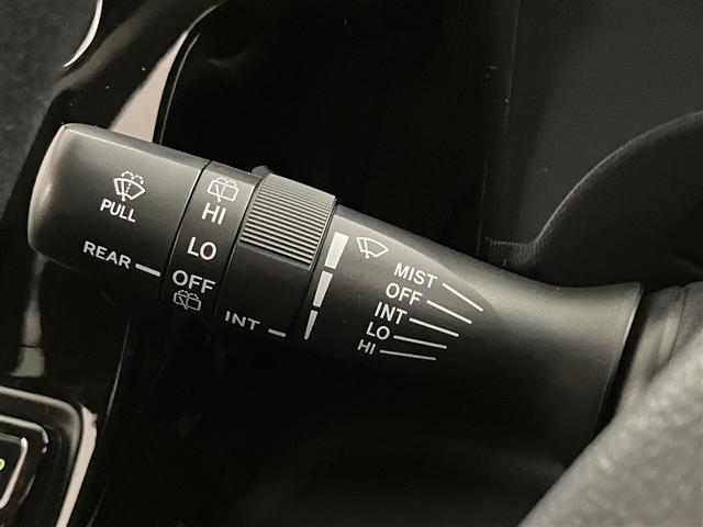 アクア Ｓスタイルブラック　ＡＵＸ端子　バックモニタ－　ナビＴＶ　イモビライザー　ＬＥＤライト　スマートキープッシュスタート　１オーナー　ＥＴＣ付き　Ｗエアバッグ　キーフリ　メモリーナビゲーション　ドラレコ付き　１セグ　ＡＢＳ（22枚目）