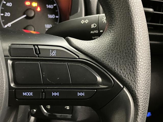 ヤリス X PCS 横滑り防止装置付き 記録簿有 ワイヤレスキー バックガイドモニター 盗難防止 サイドエアバック エアコン Wエアバッグ パワーウインドウ パワステ 運転席エアバッグ 1オーナー ABS(13枚目)