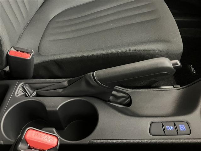 ヤリス X PCS 横滑り防止装置付き 記録簿有 ワイヤレスキー バックガイドモニター 盗難防止 サイドエアバック エアコン Wエアバッグ パワーウインドウ パワステ 運転席エアバッグ 1オーナー ABS(17枚目)