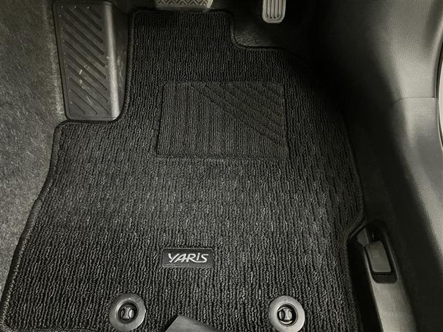 ヤリス X PCS 横滑り防止装置付き 記録簿有 ワイヤレスキー バックガイドモニター 盗難防止 サイドエアバック エアコン Wエアバッグ パワーウインドウ パワステ 運転席エアバッグ 1オーナー ABS(32枚目)