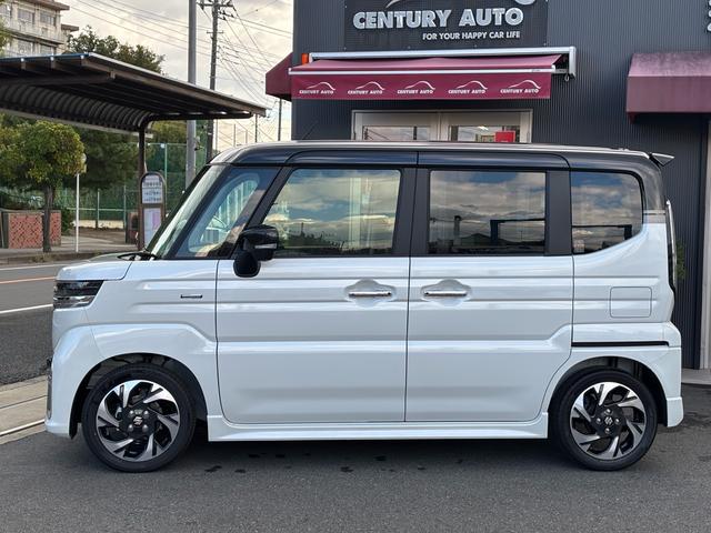 スペーシアカスタム ハイブリッドXS 未使用車 当社展示車 ナビゲーションパッケージ 全周囲カメラ ハイブリッド車 新品フロアマット 新品ETC2.0 新品ワイドバイザー込み 衝突被害軽減システム 衝突安全ボディ 電動両側スライドドア(8枚目)