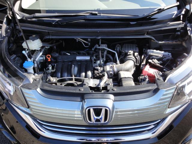 フリードハイブリッド ハイブリッド・Gホンダセンシング 【修復歴なし】【保証あり】純正ナビ Bカメラ ETC ドライブレコーダー ホンダセンシング 追従式オートクルーズ フォグランプ 保証書 取説 スペアキー有 両側パワースライドドア 3列シート 7人乗り(28枚目)