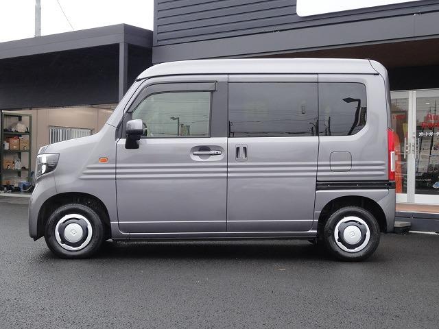 Ｎ－ＶＡＮ ファン　＋スタイルファン　【修復歴なし】【保証あり】純正ナビ　Ｂｌｕｅｔｏｏｔｈ対応　Ｂカメラ　ＥＴＣ　衝突軽減ブレーキ　オートクルーズ　充電用ＵＳＢポート２ケ　ＬＥＤヘッドライト　フォグランプ　ハイルーフ（4枚目）