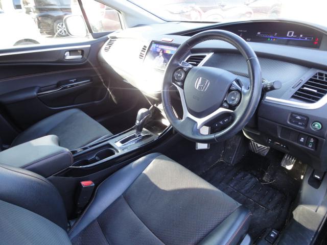 ジェイド RS・ホンダセンシング 只今商品化の準備の為、ご来店前に事前にお問い合わせください。【修復歴なし】【保証あり】純正ナビ Bluetooth対応 Bカメラ ETC 衝突軽減ブレーキ スペアキー有 追従式オートクルーズ 5人乗り(6枚目)