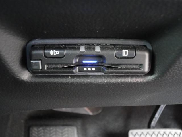 フィット ホーム 只今商品化中のためご来店の際は事前にご連絡お願いいたします。【修復歴なし】【保証あり】純正ナビ Bカメラ ETC(6枚目)