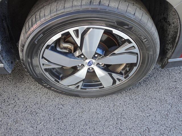 フォレスター アドバンス アイサイト AWD【修復歴なし】【保証あり】純正ナビ Bluetooth対応 全方位カメラ ETC ドライブレコーダー 衝突軽減ブレーキ パワーバックドア サンルーフ レザーシート シートヒーター(30枚目)