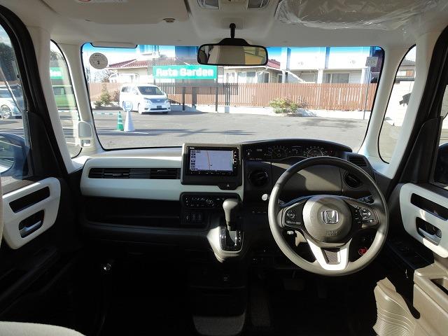 ���ʂ��̗ǂ��t�����g�K���X��C���p�l�����g���₷���z�u�ł���