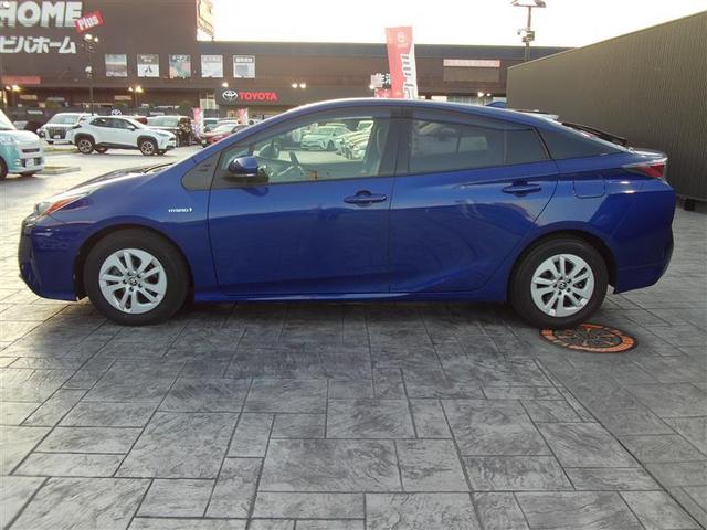 プリウス Ｓ　ＤＶＤ視聴可能　ＬＥＤヘット　地デジテレビ　盗難防止システム　スマキー　１００Ｖ電源　ＡＣ　ナビ＆ＴＶ　ドライブレコーダー　横滑り防止システム　バックガイドモニター　ＥＴＣ車載器　アルミホイール（5枚目）