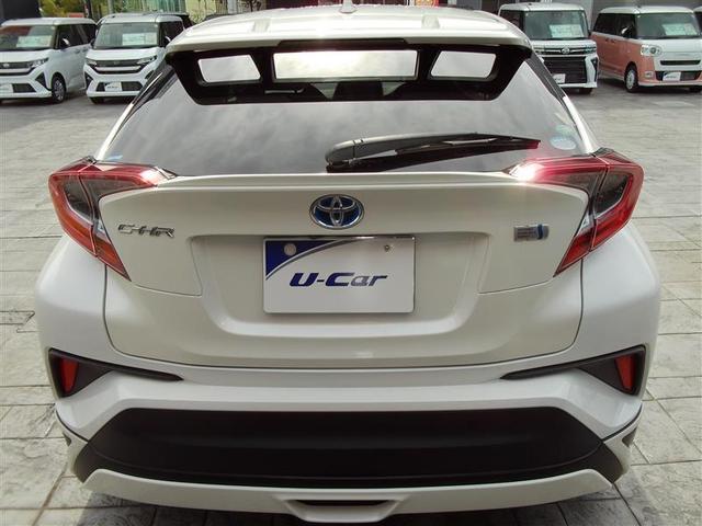 Ｃ－ＨＲ Ｇ　ハーフ革　ＴＳＳ　ワンオナ　エアロ　ＤＶＤ再生可　定期点検記録簿　ＬＥＤヘッド　バックモニタ　イモビライザー　ナビ＆ＴＶ　ＥＴＣ付　キーフリーシステム　スマキー　横滑り防止機能　クルーズＣ　エアバッグ（7枚目）