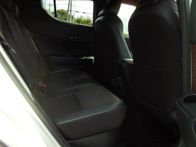 Ｃ－ＨＲ Ｇ　ハーフ革　ＴＳＳ　ワンオナ　エアロ　ＤＶＤ再生可　定期点検記録簿　ＬＥＤヘッド　バックモニタ　イモビライザー　ナビ＆ＴＶ　ＥＴＣ付　キーフリーシステム　スマキー　横滑り防止機能　クルーズＣ　エアバッグ（22枚目）