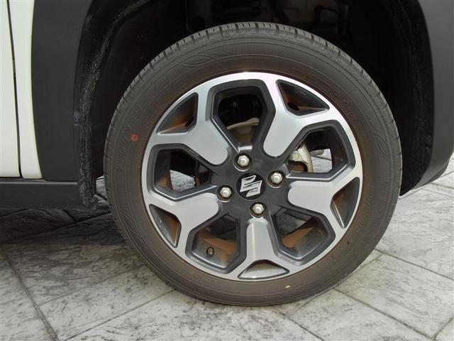 スポーティな印象を与える純正ホイールです。どこまでも走っていきたくなるようなデザインですね♪