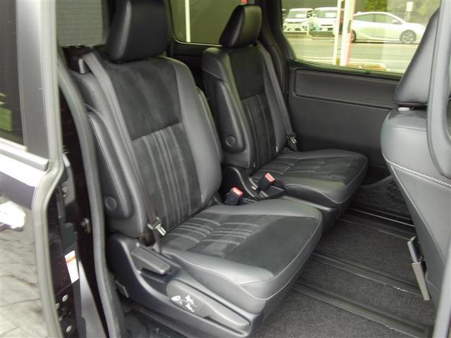 エスクァイア Ｇｉ　プレミアムパッケージ　ブラックテーラード　衝突軽減　盗難防止システム　３列　記録簿　スマキー　ＤＶＤ再生　ＬＥＤライト　キーフリー　オートクルーズコントロール　アイドリングストップ　ドライブレコーダー　横滑り防止機能　エアバッグ　ＡＢＳ（20枚目）