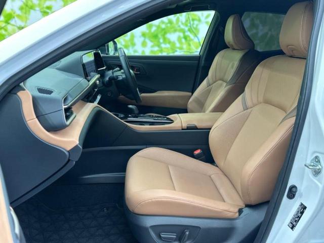 クラウンスポーツ 4WD Z ガラスルーフ/モデリスタエアロ/ディスプレイオーディオ+ナビ12.3インチ/デジタルインナーミラー/トヨタセーフティセンス/シートヒーター 前席/パノラミックビューモニター 衝突被害軽減システム(6枚目)