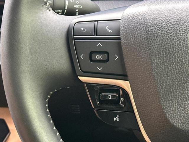 クラウンスポーツ 4WD Z ガラスルーフ/モデリスタエアロ/ディスプレイオーディオ+ナビ12.3インチ/デジタルインナーミラー/トヨタセーフティセンス/シートヒーター 前席/パノラミックビューモニター 衝突被害軽減システム(29枚目)