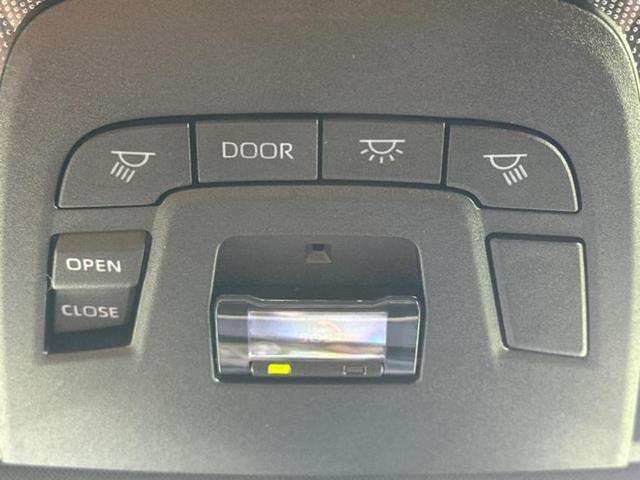 クラウンスポーツ 4WD Z ガラスルーフ/モデリスタエアロ/ディスプレイオーディオ+ナビ12.3インチ/デジタルインナーミラー/トヨタセーフティセンス/シートヒーター 前席/パノラミックビューモニター 衝突被害軽減システム(39枚目)