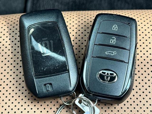 クラウンスポーツ 4WD Z ガラスルーフ/モデリスタエアロ/ディスプレイオーディオ+ナビ12.3インチ/デジタルインナーミラー/トヨタセーフティセンス/シートヒーター 前席/パノラミックビューモニター 衝突被害軽減システム(47枚目)