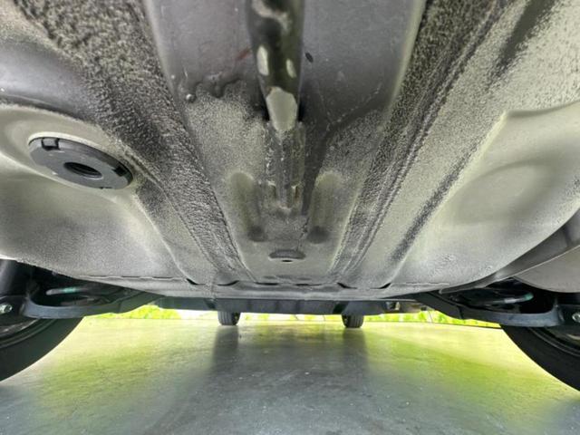 フィット ｅＨＥＶベーシック　社外　ＳＤナビ／ホンダセンシング／車線逸脱防止支援システム／パーキングアシスト　バックガイド／ヘッドランプ　ＬＥＤ／Ｂｌｕｅｔｏｏｔｈ接続／ＥＴＣ／ＥＢＤ付ＡＢＳ／横滑り防止装置　衝突被害軽減システム（42枚目）