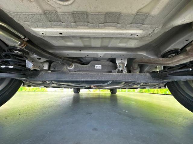 スペーシアカスタム ハイブリッドXSターボ 新品タイヤ/保証書/純正 9インチ SDナビ/セーフティサポート(スズキ)/両側電動スライドドア/シートヒーター/全方位モニター用カメラ/車線逸脱防止支援システム/シート ハーフレザー ターボ ETC(53枚目)