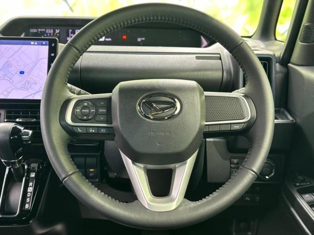 WECARSの展示場では実際に見て、触ってお車をお選びいただけます!知識の豊富な営業スタッフが様々なカーライフをご提案いたします!