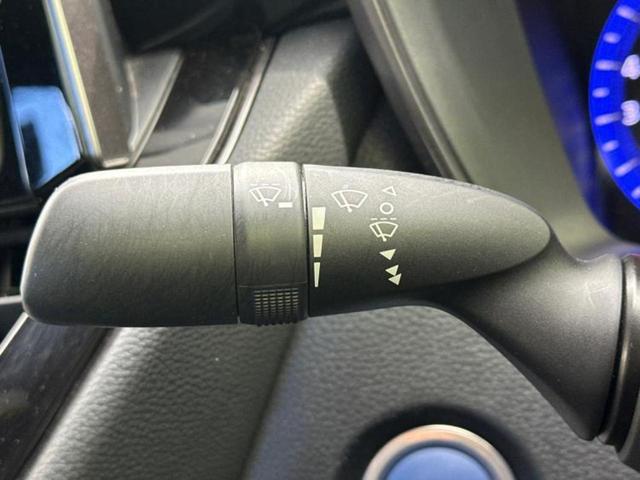 カローラ ハイブリッドダブルバイビー 新品タイヤ/保証書/ディスプレイオーディオ/トヨタセーフティセンス/シートヒーター 前席/車線逸脱防止支援システム/シート ハーフレザー/パーキングアシスト バックガイド 衝突被害軽減システム ETC(15枚目)