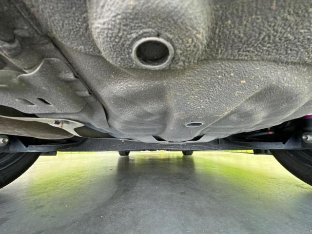 ノート Ｘ　新品タイヤ／純正　９インチ　ＳＤナビ／エマージェンシーブレーキ／車線逸脱防止支援システム／パーキングアシスト　バックガイド／ドライブレコーダー　前後／ヘッドランプ　ＬＥＤ／ＵＳＢジャック　バックカメラ（45枚目）