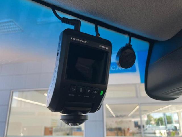 N-BOXカスタム G・Lパッケージ2トーンカラースタイル 新品タイヤ/純正 SDナビ/シティーブレーキアクティブシステム(ホンダ)/両側電動スライドドア/パーキングアシスト バックガイド/ドライブレコーダー 360°/ヘッドランプ LED バックカメラ(12枚目)