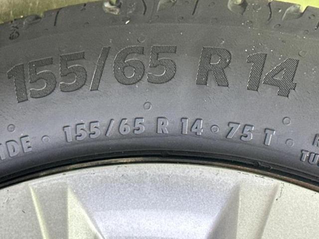 ＷＥＣＡＲＳの展示場では実際に見て、触ってお車をお選びいただけます！知識の豊富な営業スタッフが様々なカーライフをご提案いたします！