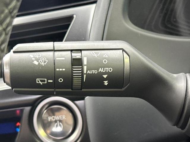 UX UX250hグレイスフルエクスプローラー ディスプレイオーディオ+ナビ12.3インチ/プリクラッシュセーフティ/シートヒーター 前席/パノラミックビューモニター/車線逸脱防止支援システム/シート フルレザー 革シート 衝突被害軽減システム(17枚目)