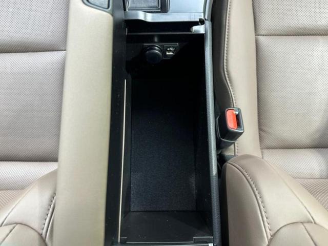 UX UX250hグレイスフルエクスプローラー ディスプレイオーディオ+ナビ12.3インチ/プリクラッシュセーフティ/シートヒーター 前席/パノラミックビューモニター/車線逸脱防止支援システム/シート フルレザー 革シート 衝突被害軽減システム(33枚目)