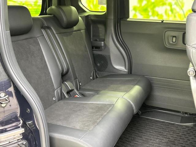 N-BOXカスタム ターボ 新品タイヤ/保証書/純正 9インチ ナビ/ホンダセンシング/両側電動スライドドア/シートヒーター 前席/マルチビューカメラシステム/車線逸脱防止支援システム/シート ハーフレザー ターボ バックカメラ(5枚目)