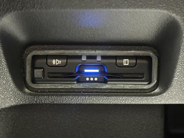 N-BOXカスタム ターボ 新品タイヤ/保証書/純正 9インチ ナビ/ホンダセンシング/両側電動スライドドア/シートヒーター 前席/マルチビューカメラシステム/車線逸脱防止支援システム/シート ハーフレザー ターボ バックカメラ(25枚目)