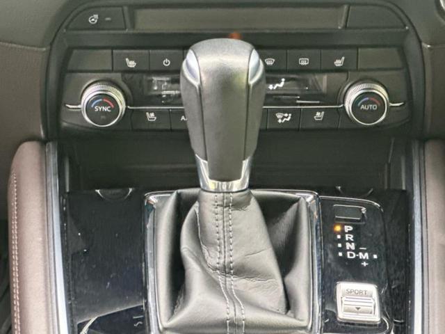 CX-8 4WD25Tエクスクルーシブモード サンルーフ/BOSE/保証書/純正 SDナビ/デジタルインナーミラー/衝突安全装置/エアーシート 全席/360°ビューモニター/車線逸脱防止支援システム/シート フルレザー 革シート バックカメラ(18枚目)