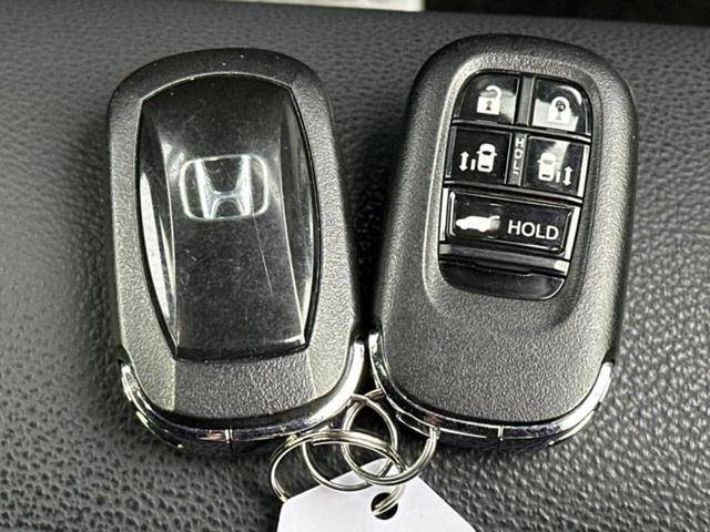 ステップワゴン eHEVスパーダ 純正 11インチ SDナビ/フリップダウンモニター 純正 15.6インチ/ホンダセンシング/両側電動スライドドア/シートヒーター 前席/マルチビューカメラシステム/車線逸脱防止支援システム DVD再生(46枚目)