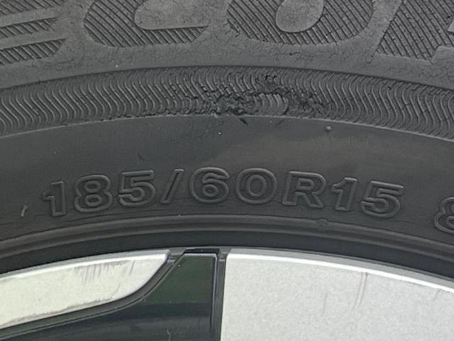 シエンタ Ｇクエロ　新品タイヤ／保証書／純正　９インチ　ＳＤナビ／衝突安全装置／両側電動スライドドア／パノラミックビューモニター／車線逸脱防止支援システム／シート　ハーフレザー／ヘッドランプ　ＬＥＤ　衝突被害軽減システム（43枚目）