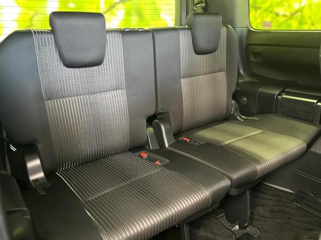 ヴォクシー ＺＳキラメキ２　純正　９インチ　ＳＤナビ／トヨタセーフティセンス／両側電動スライドドア／車線逸脱防止支援システム／パーキングアシスト　バックガイド／ドライブレコーダー　社外／ヘッドランプ　ＬＥＤ　衝突被害軽減システム（6枚目）