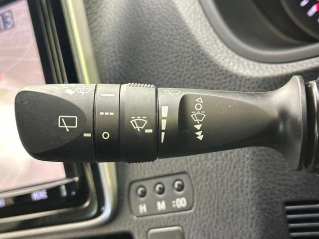 ヴォクシー ＺＳキラメキ２　純正　９インチ　ＳＤナビ／トヨタセーフティセンス／両側電動スライドドア／車線逸脱防止支援システム／パーキングアシスト　バックガイド／ドライブレコーダー　社外／ヘッドランプ　ＬＥＤ　衝突被害軽減システム（16枚目）